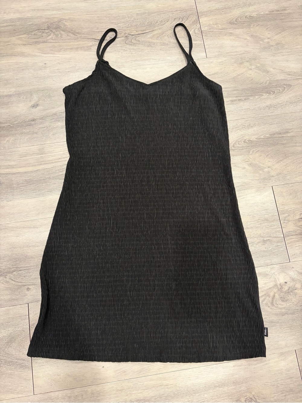 Vans Black Pleated Spaghetti Strap Top - Picture 1 of 3